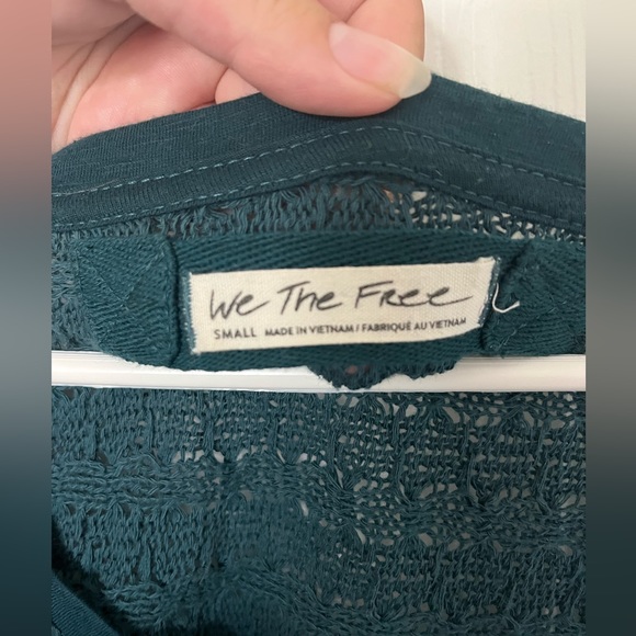 Free people Oversized Sweater a little sheer so cute, we the free - Picture 3 of 3